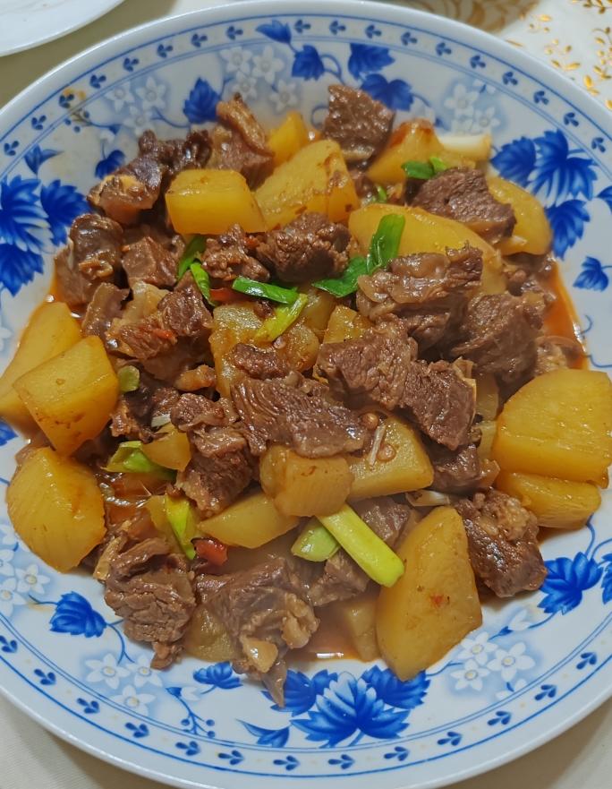超好吃的土豆炖牛肉