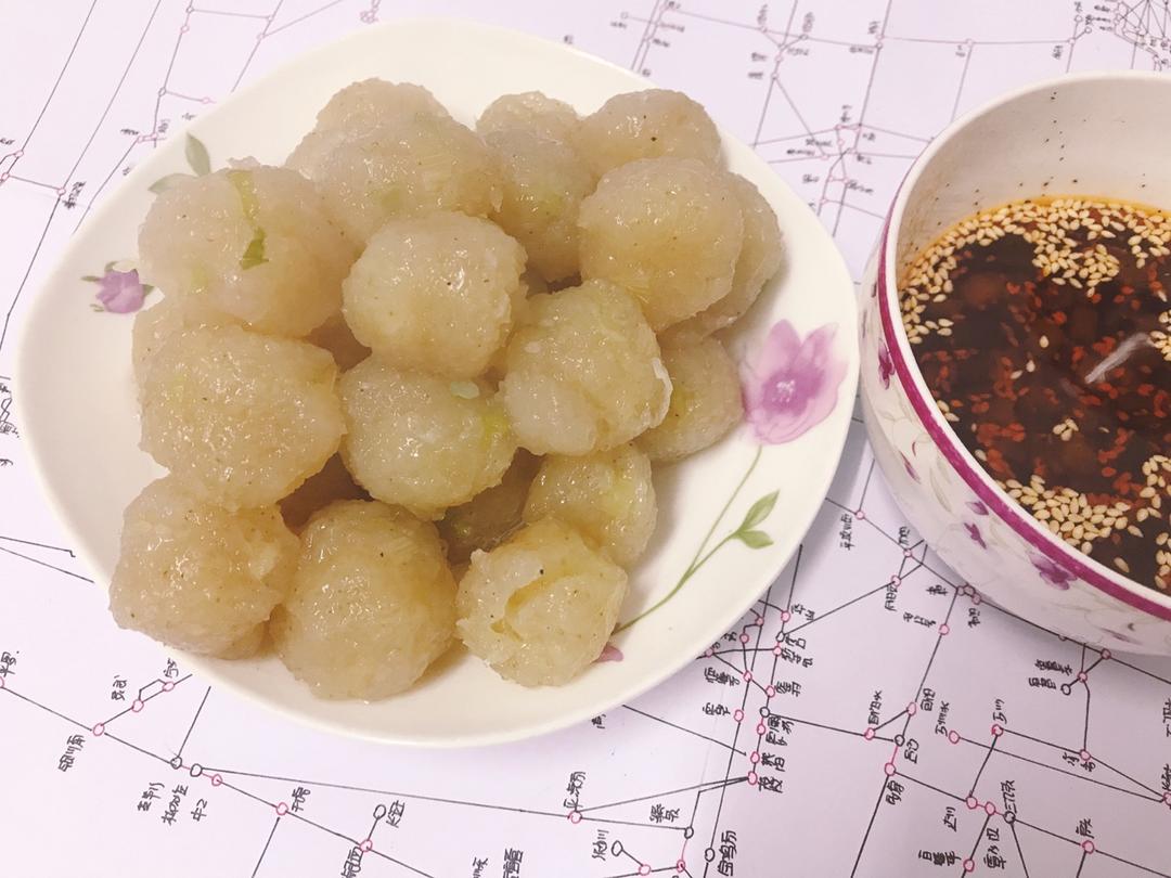 陕北特色小吃——黑愣愣（洋芋馍馍）