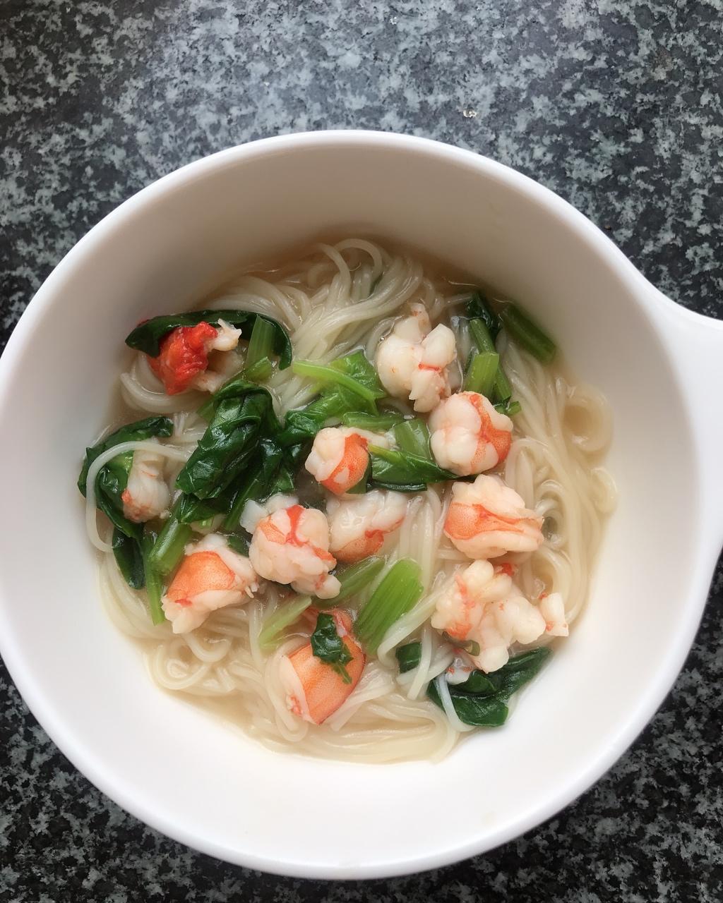 郭1973做的蔬菜虾仁面