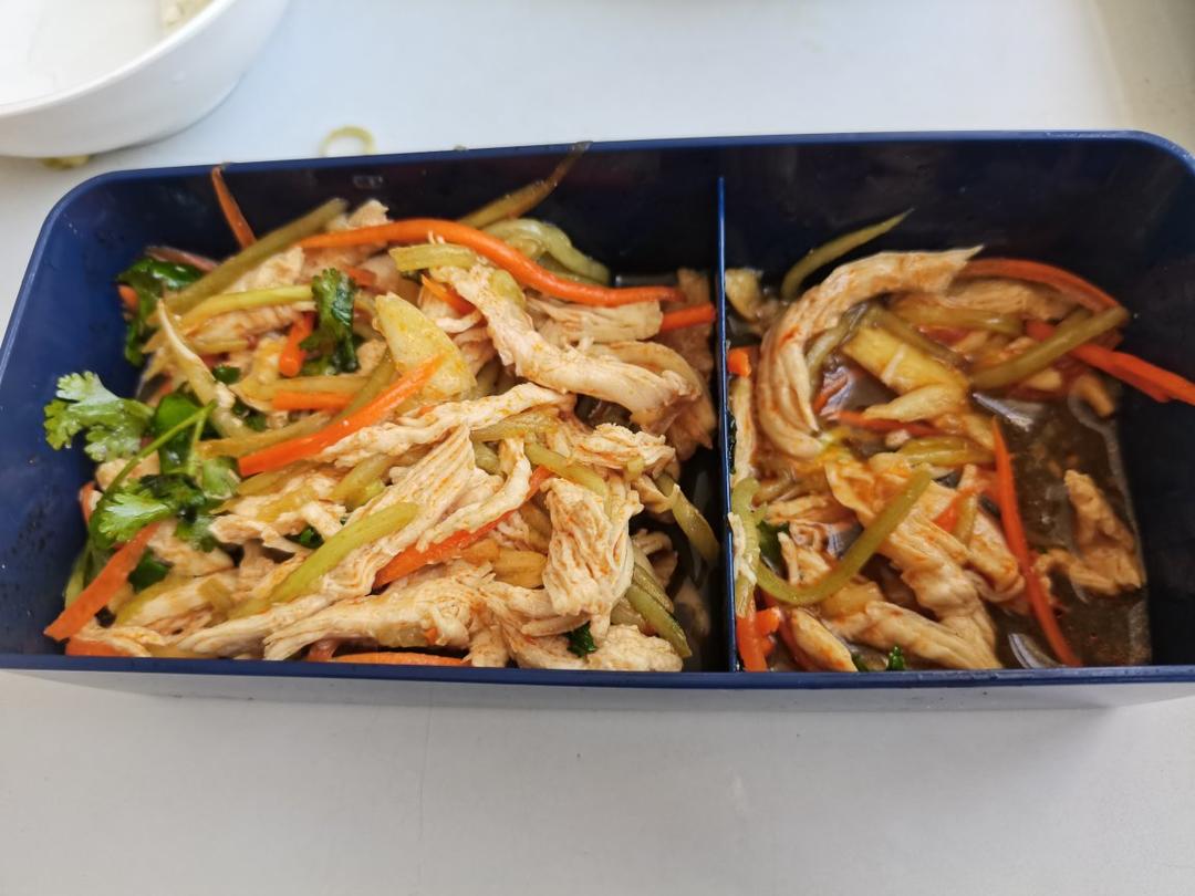夏日开胃菜 凉拌鸡丝（手撕鸡）