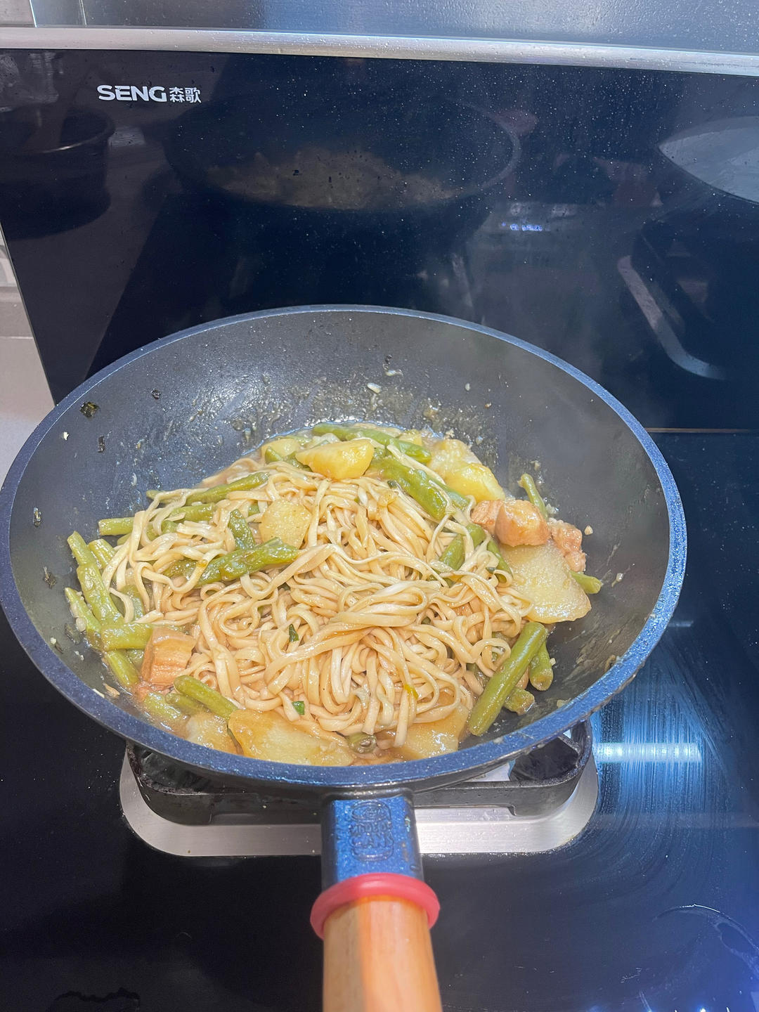 真香收藏❗️快手喷香的【豆角焖面】