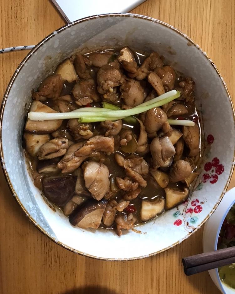 香菇蒸滑鸡