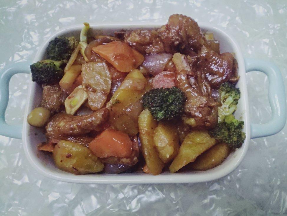 超入味的鸡爪煲，吃过就忘不了