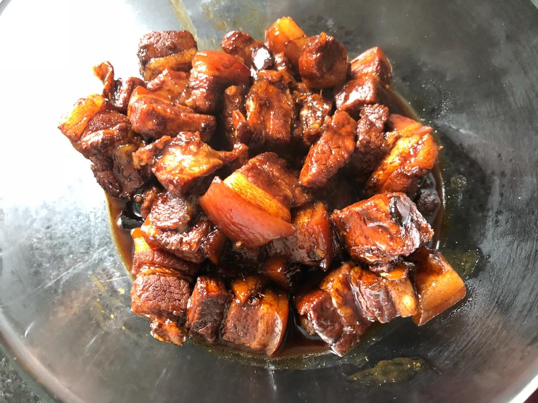 其实也不是很难的红烧肉烧蛋