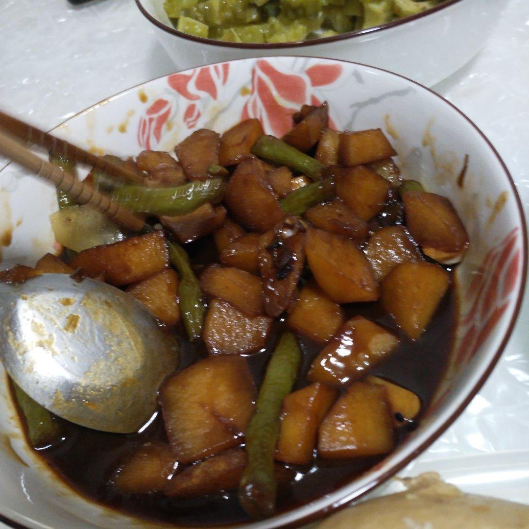 土豆炖豆角