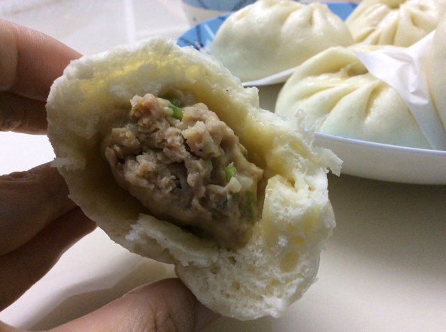 榨菜鲜肉包子