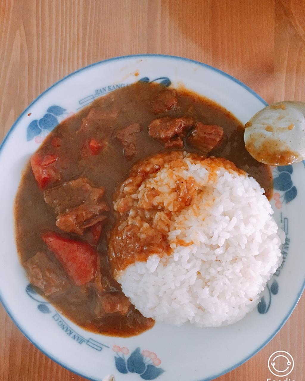 日式咖喱牛肉饭