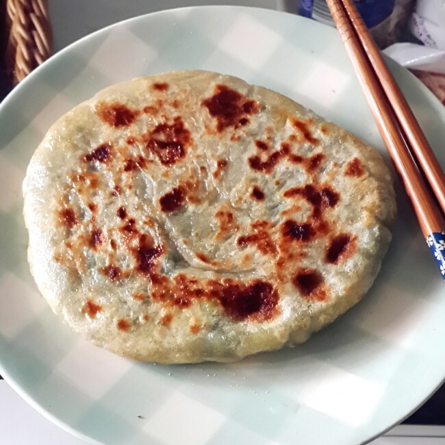 韭菜鸡蛋馅饼