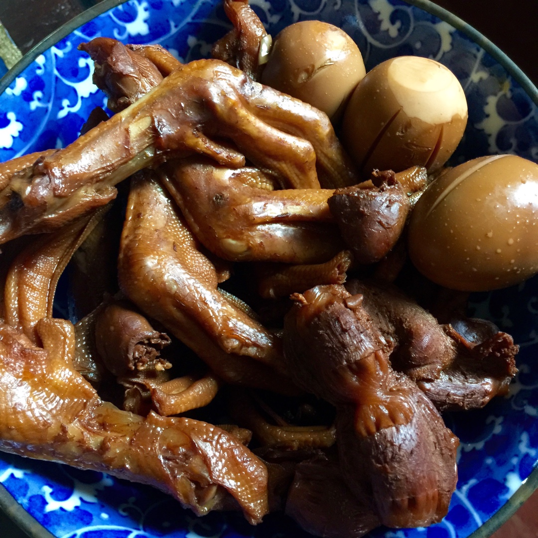 香卤鸭掌（好吃得不得了）