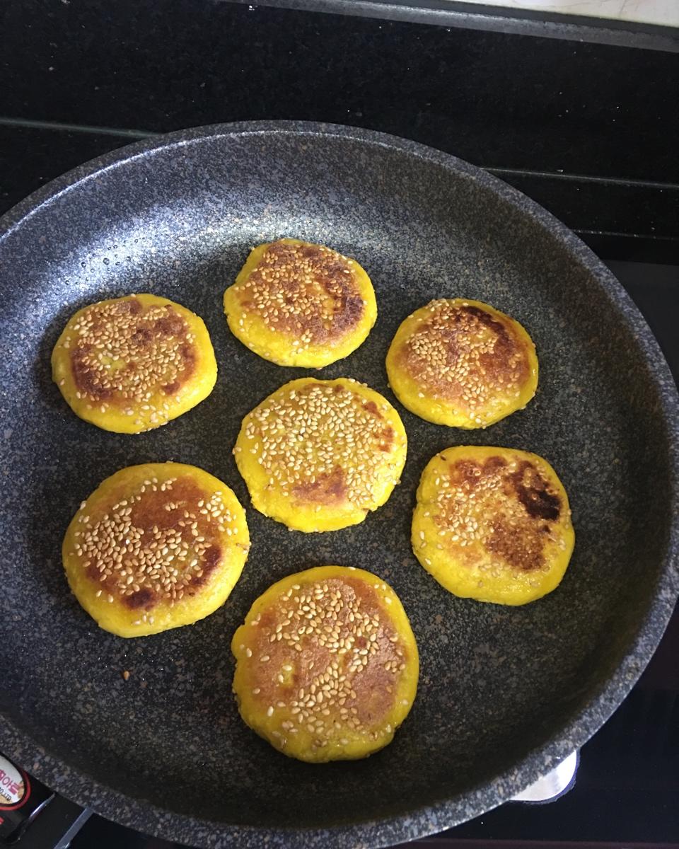 豆沙南瓜糯米饼(外酥里嫩)