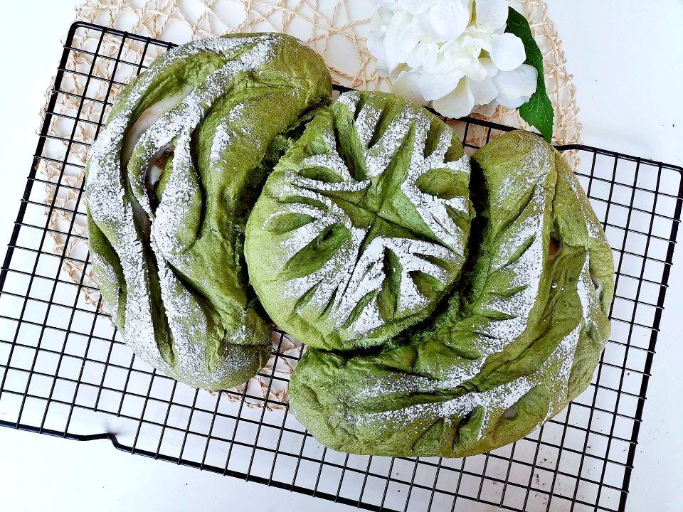 比原麦山丘还好吃的【抹茶麻薯古早味面包】肉松红豆沙