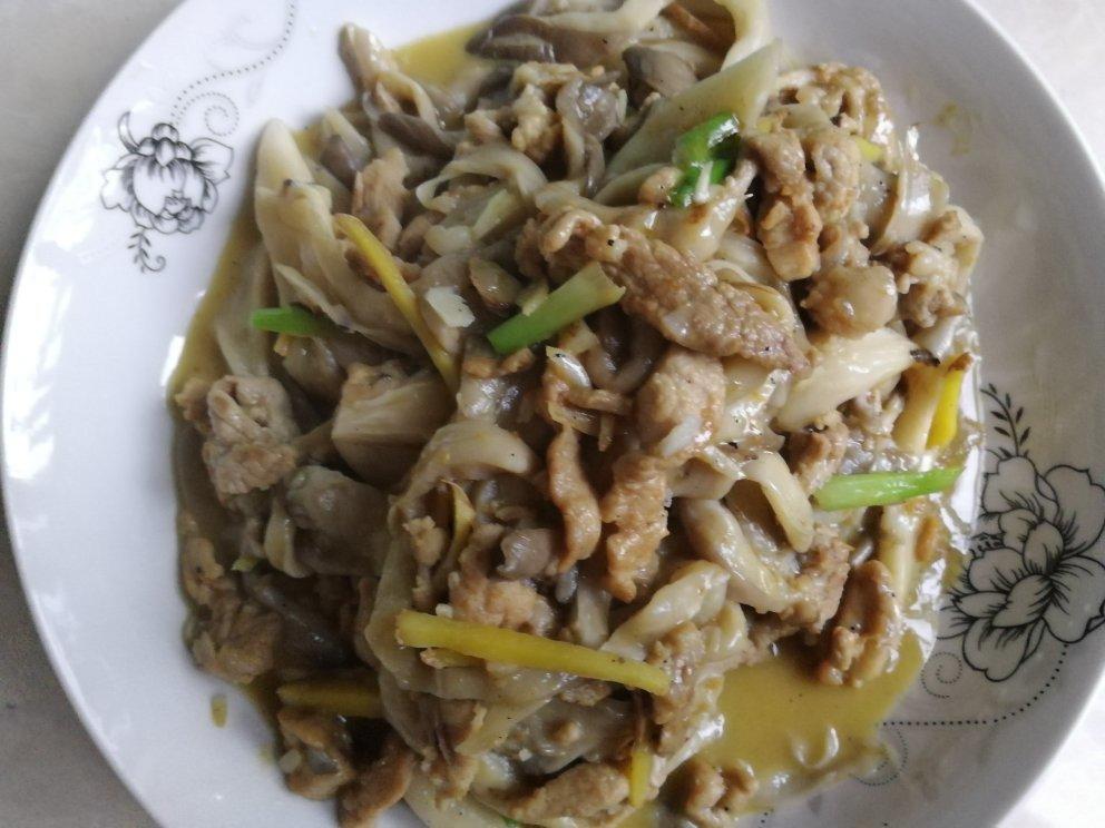 平菇/海鲜菇炒肉