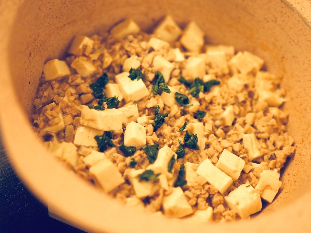 朋友的最爱-肉沫豆腐煲