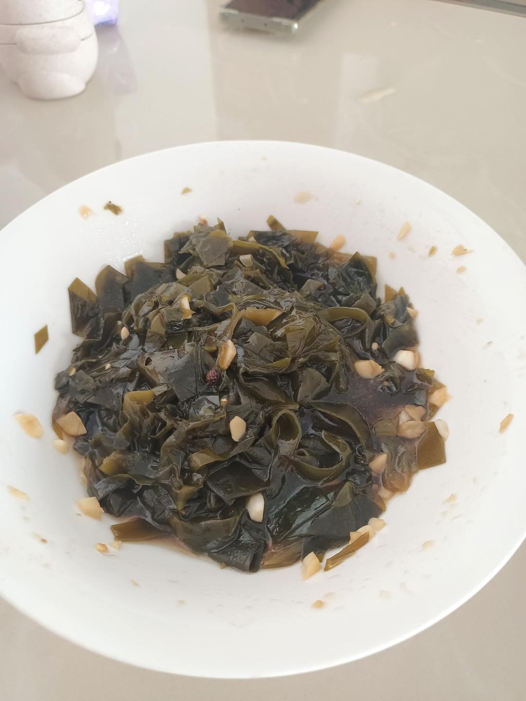 海边人家的酸辣海带片