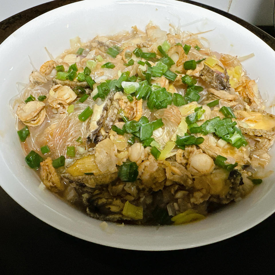 蒜蓉扇贝肉蒸粉丝