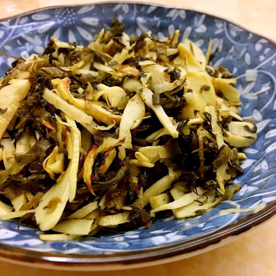 咸菜炒冬笋