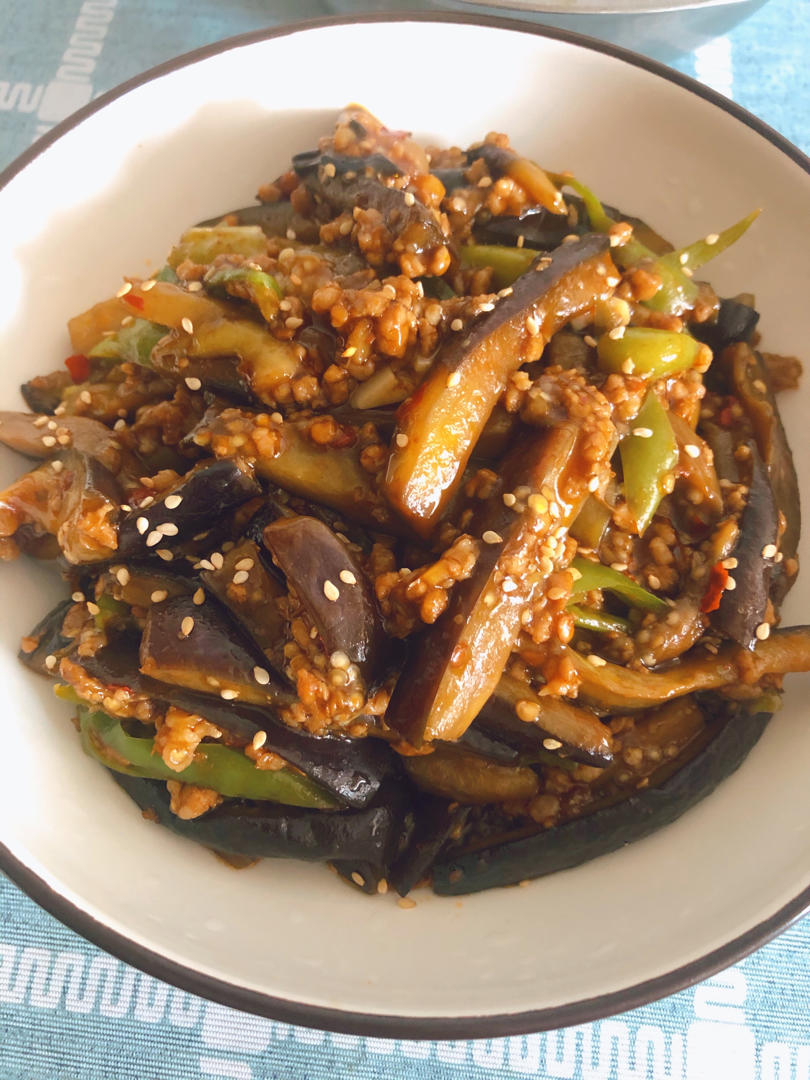 口感超好的红烧肉末茄子