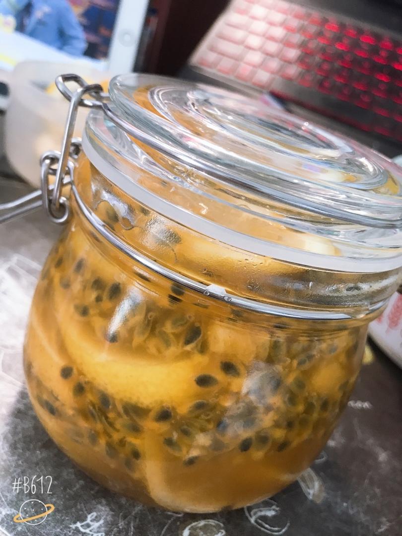 百香果柠檬蜂蜜茶