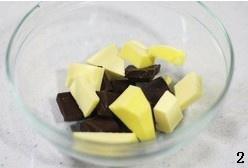 朗姆葡萄巧克力块的做法 步骤2