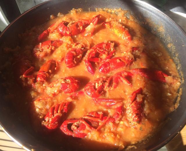 西红柿洋葱酱小龙虾的做法