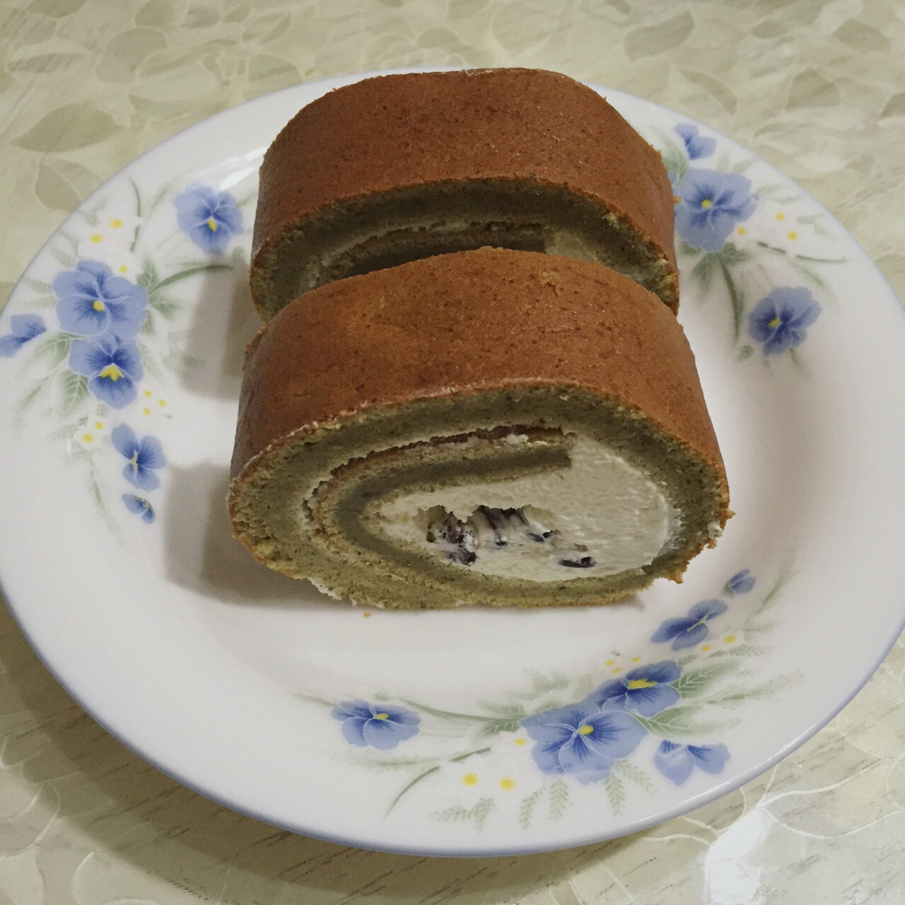 《Tinrry下午茶》教你做基础原味蛋糕卷