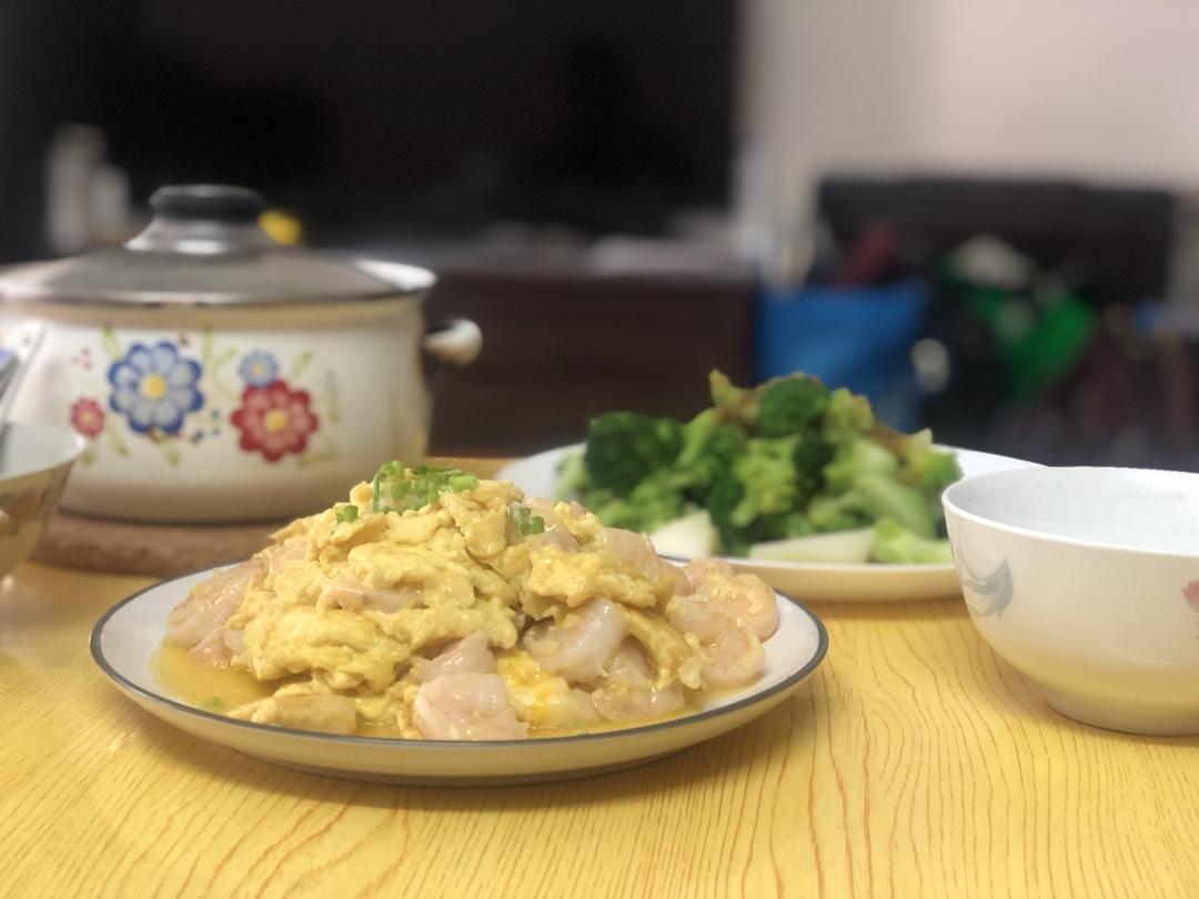 虾仁滑蛋