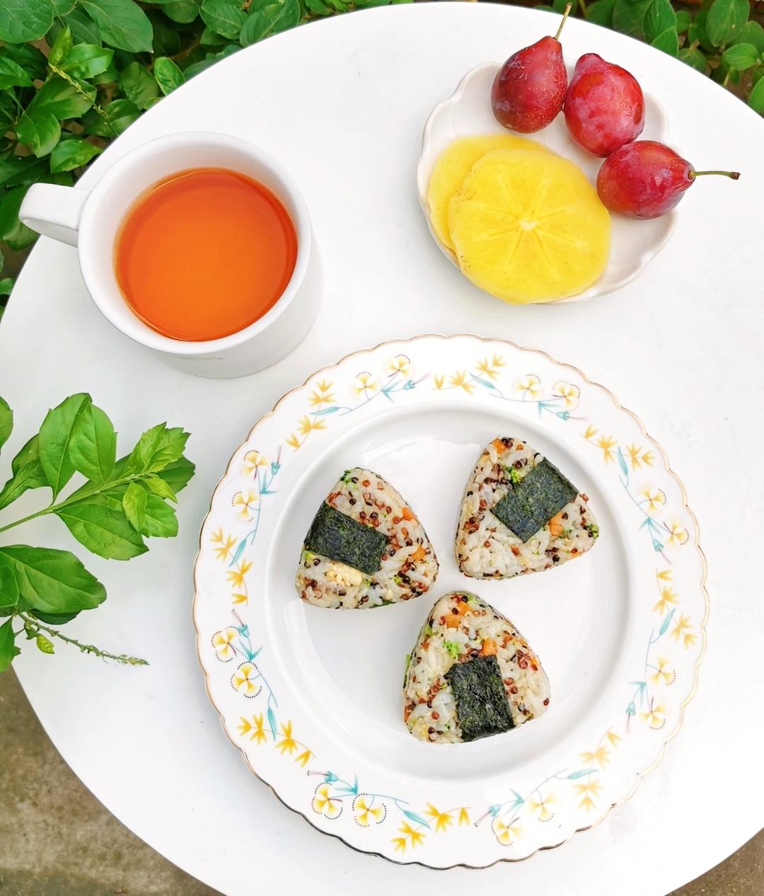 小Y的上学早餐记