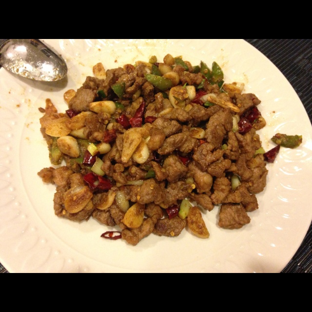 孜然蒜香羊肉粒