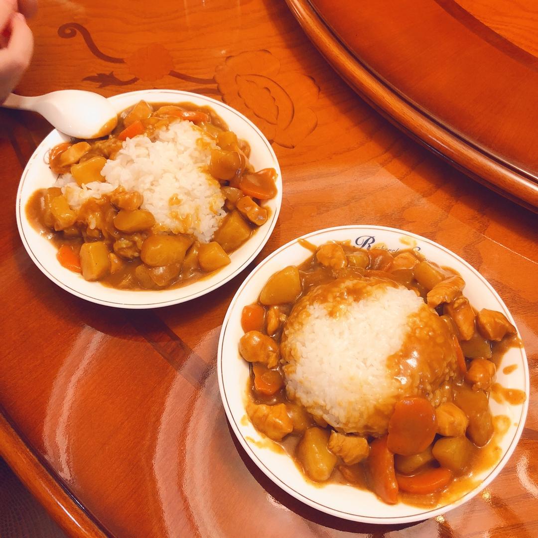 咖喱鸡肉饭