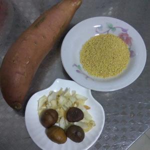 豆浆机版红薯米糊的做法 步骤1