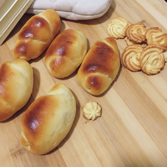 黄油面包卷