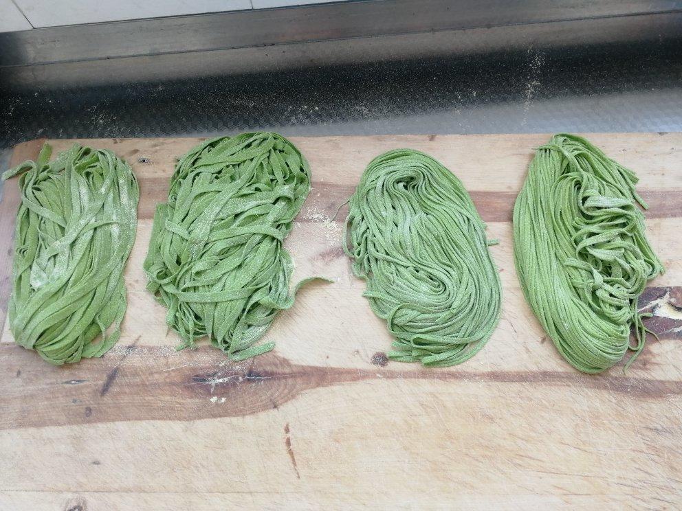 菠菜面