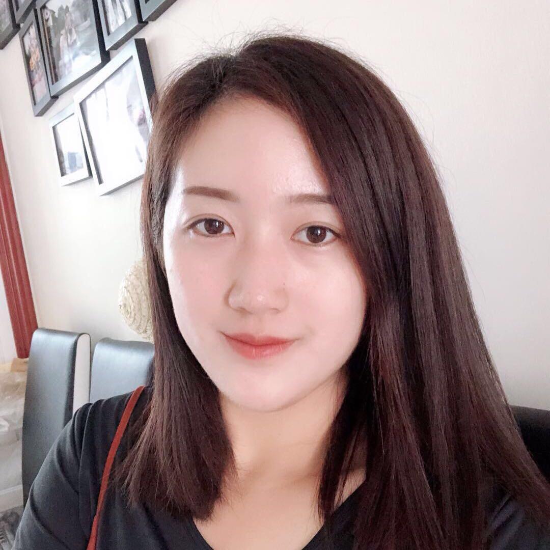 靳宝他妈