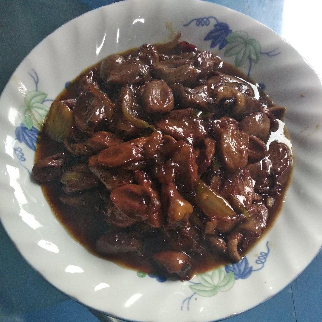 红烧鸡心