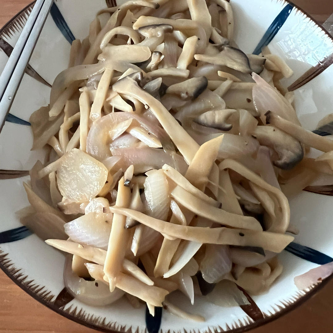 简单快手_杏鲍菇洋葱（堪比肉菜