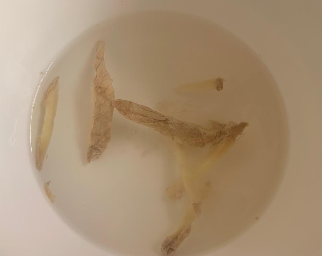 家庭快捷皮蛋瘦肉粥（牛肉）的做法 步驟2