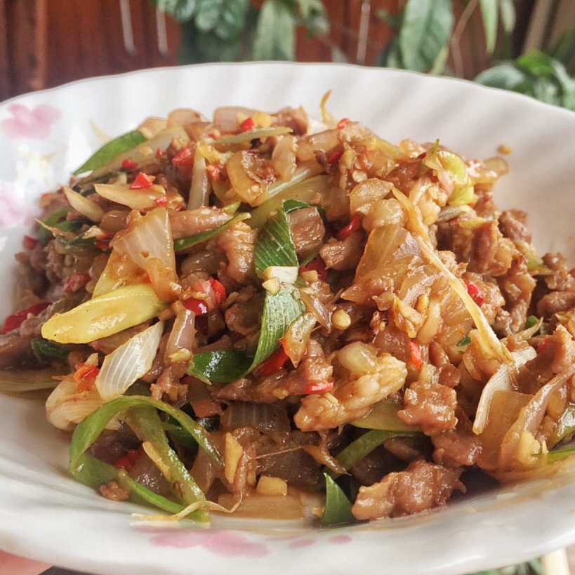葱爆孜然羊肉