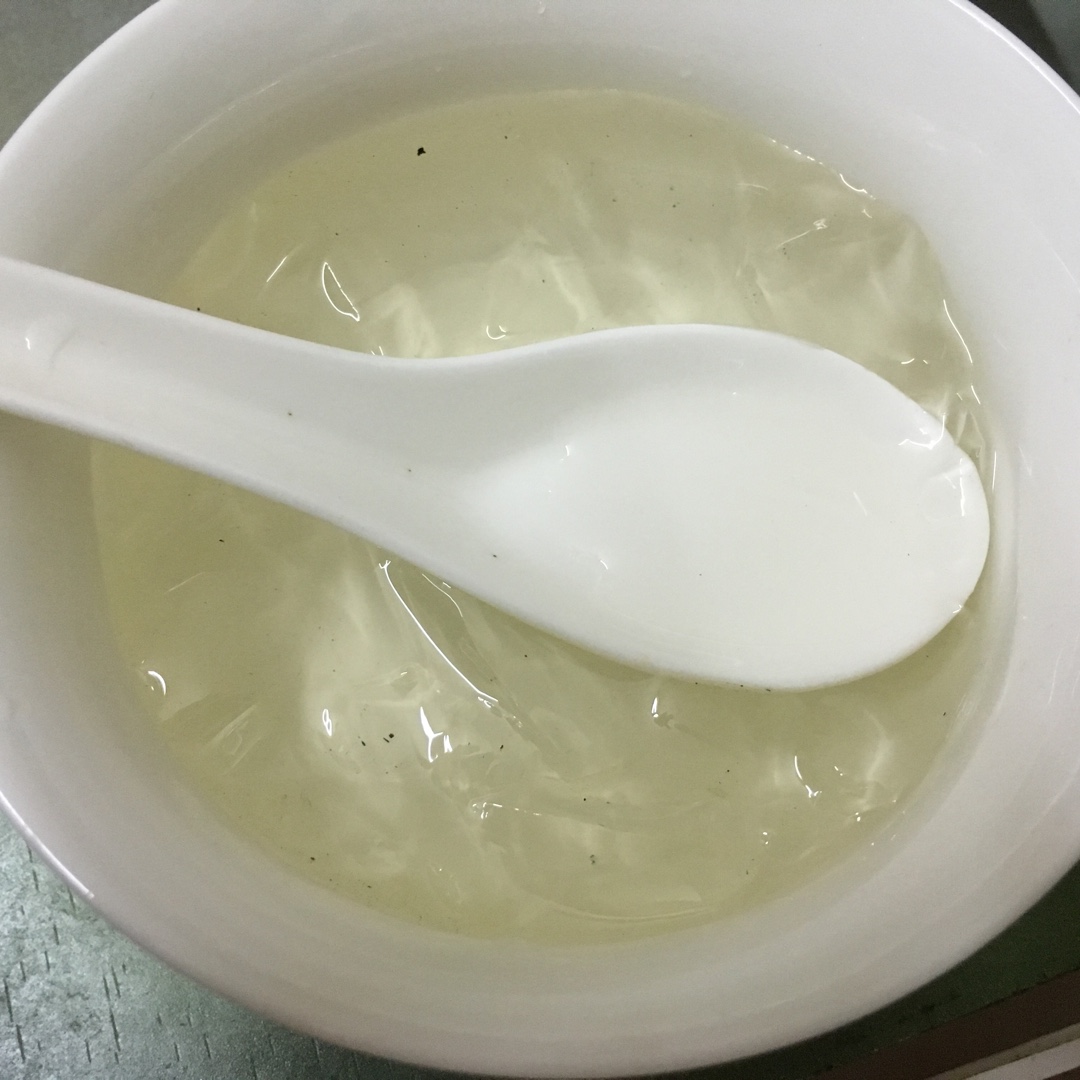 小艳子90做的白凉粉