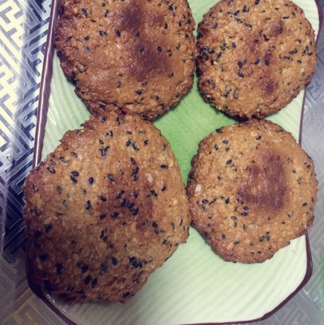 黑芝麻红糖椰蓉燕麦酥饼