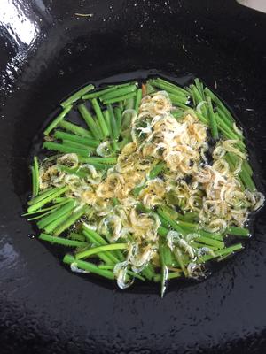 简单好吃的上海本帮葱油拌面的做法 步骤4