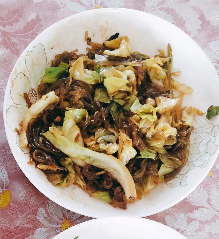 甘蓝炒粉丝