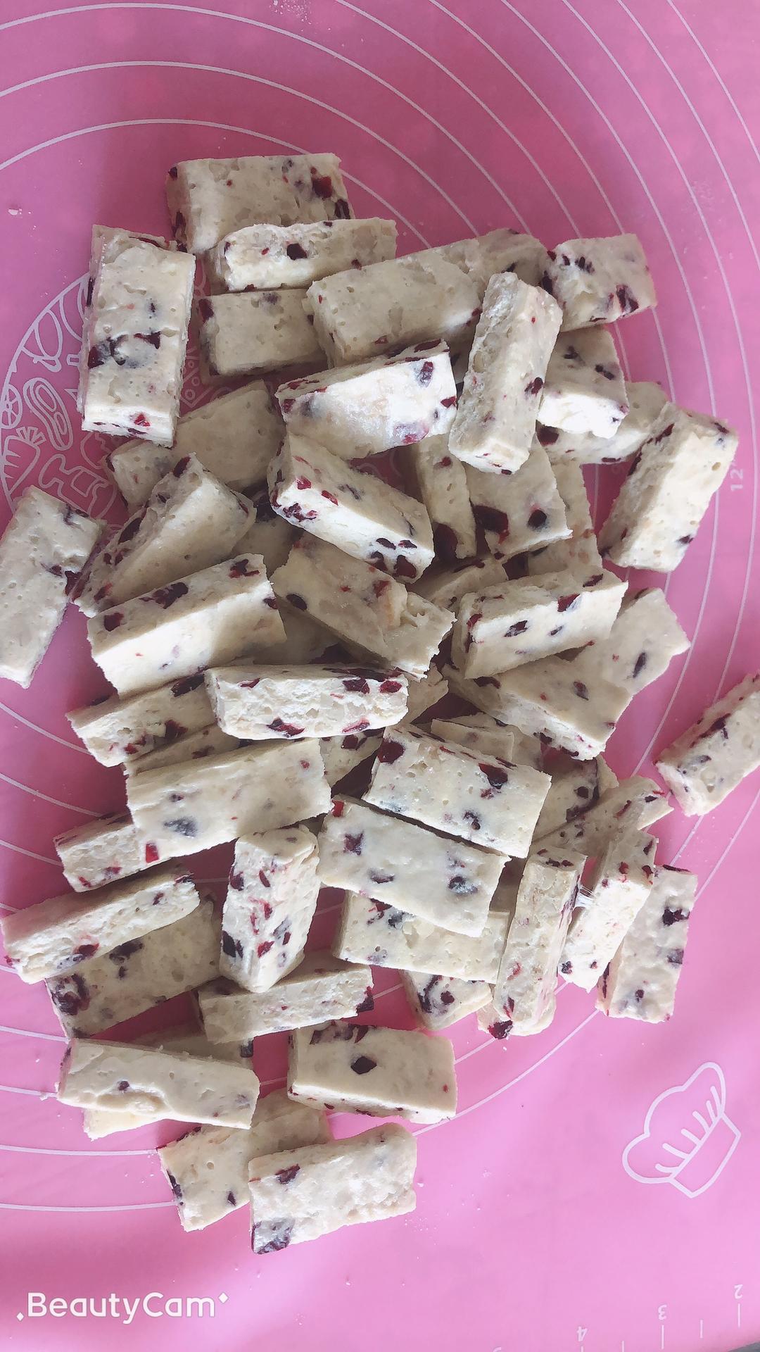 蔓越莓花生牛轧糖