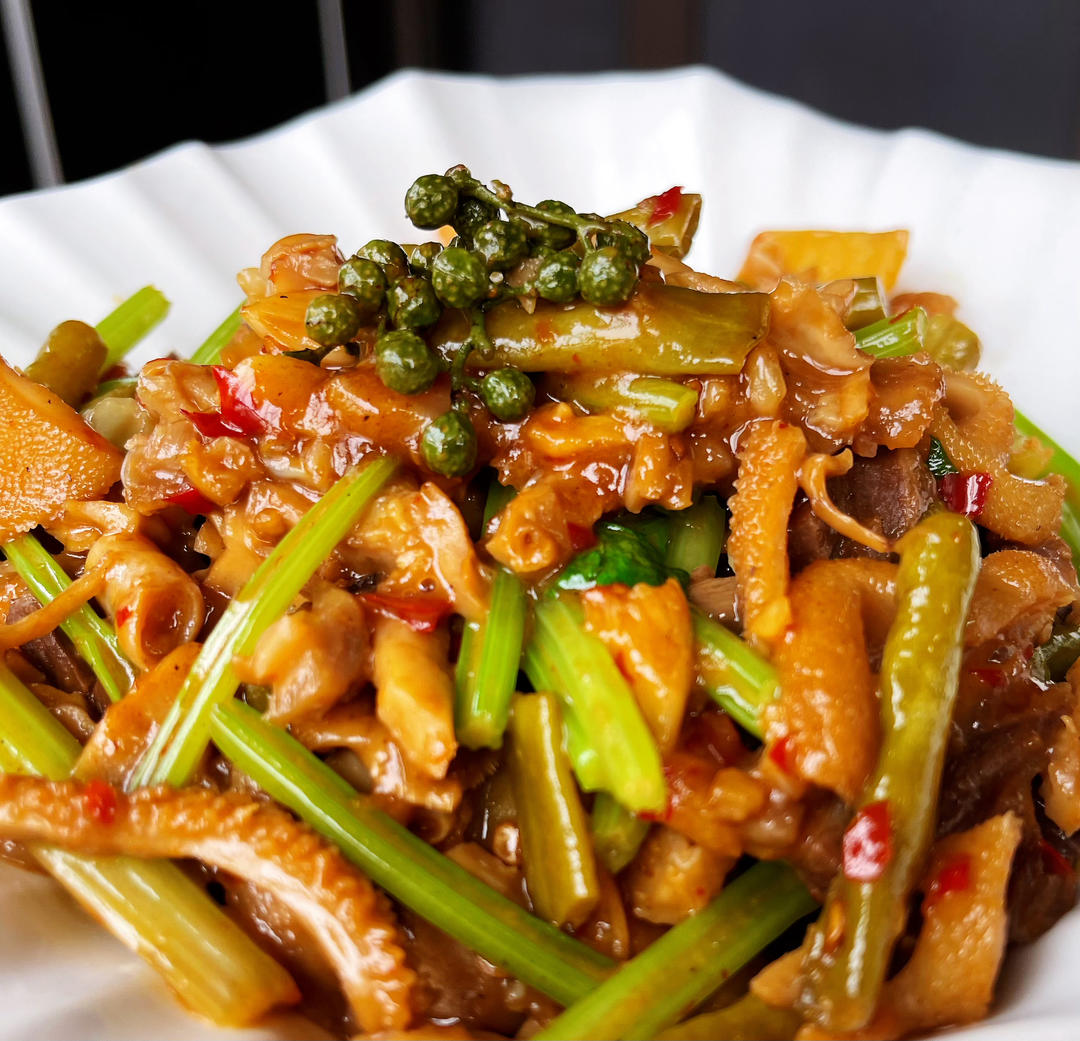 炒白羊杂（鲜、香、辣、酸、麻）