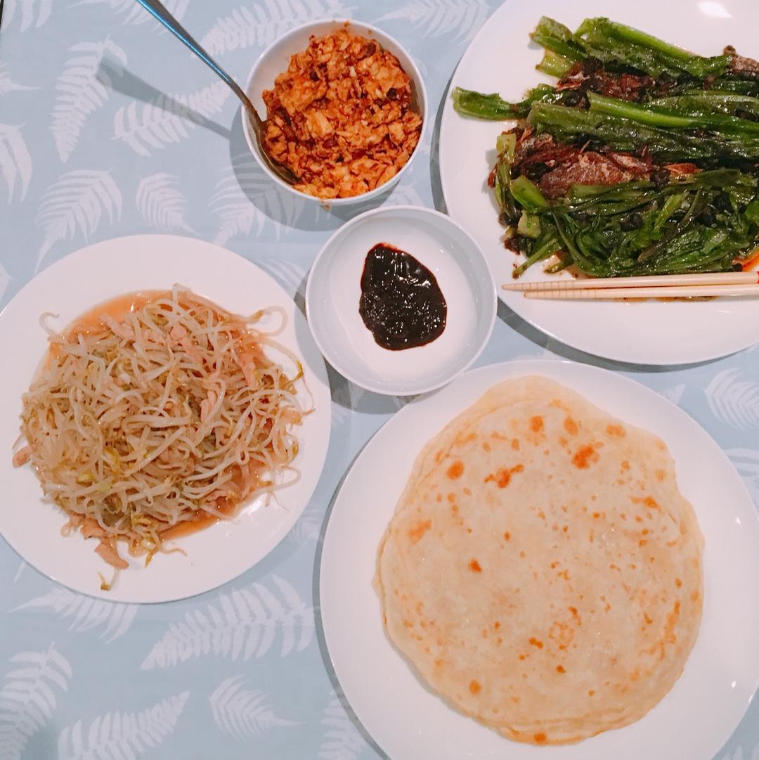 春饼的做法（北方习俗吃的摊春饼）