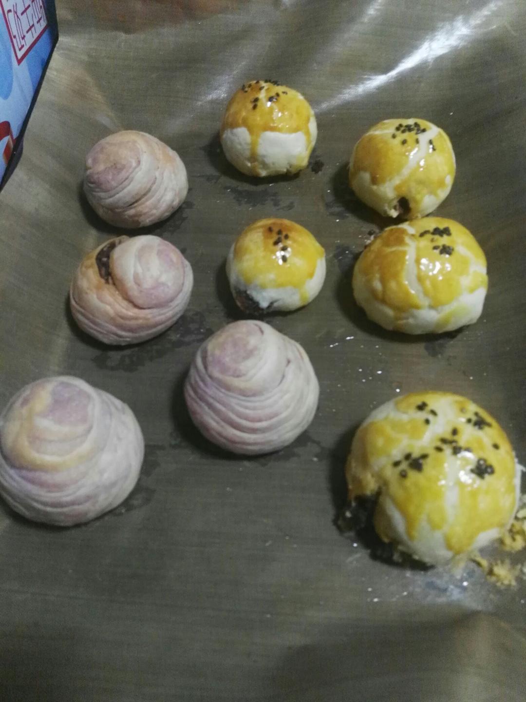 蛋黄酥~紫薯、抹茶、原味~花好月圆，中秋快乐~内附一次做六色蛋黄酥方法~