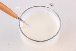 枫糖麦香酸奶，代替砂糖热量骤低的做法 步骤2