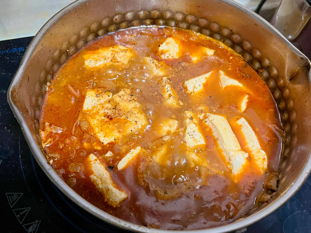 韩国大妈亲授— 韩式泡菜豆腐汤