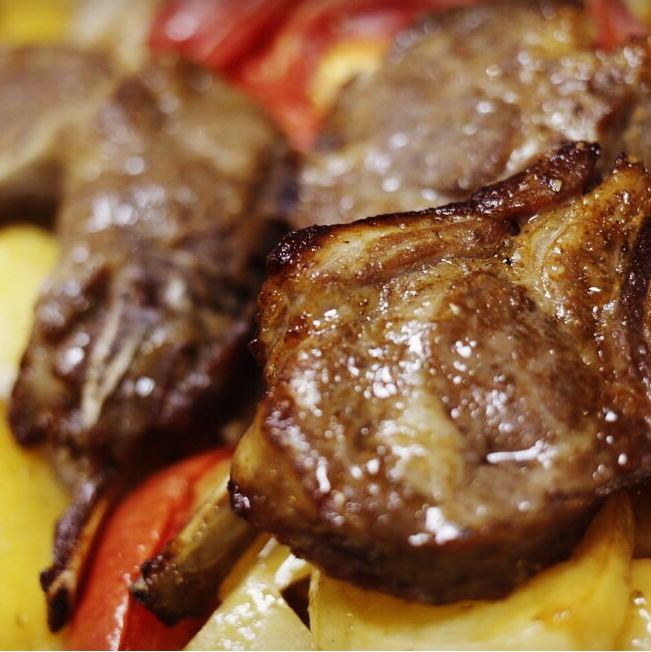 孜然羊排烤土豆