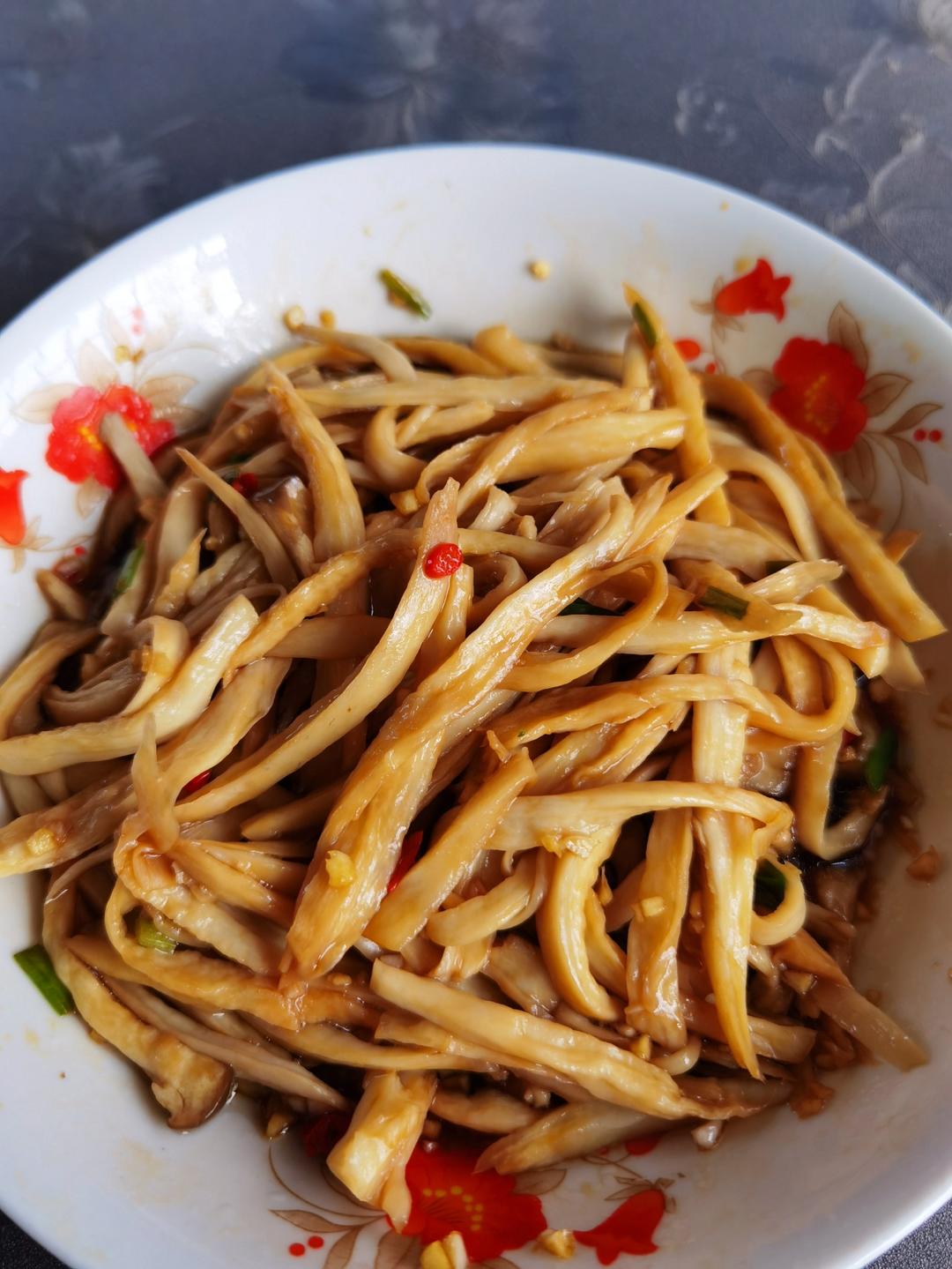 比吃肉还香的凉拌菜，酸辣杏鲍菇