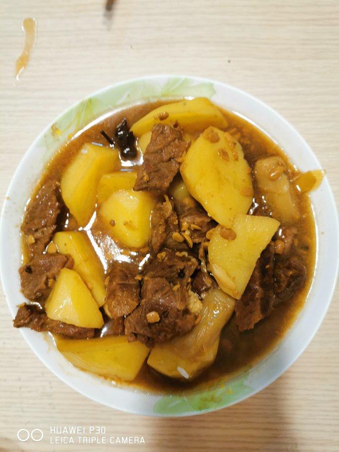 土豆炖牛肉